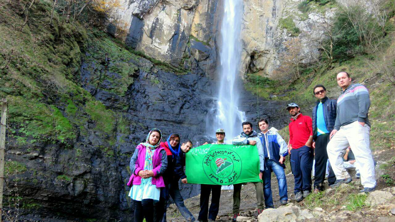 آبشار لاتون مرتفع ترین آبشار یک تکه ایران در لوندویل آستارا استان گیلان